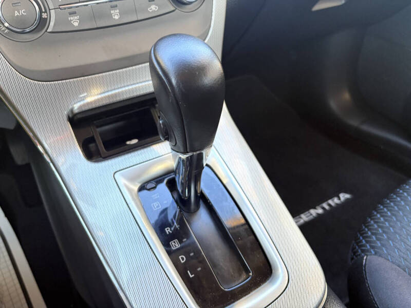 2013 Nissan Sentra SR