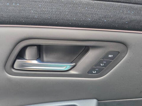 2026 Nissan LEAF Platinum+