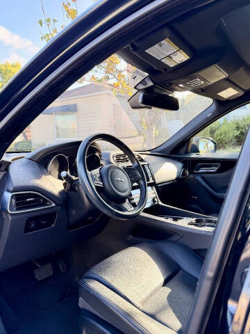 2017 Jaguar F-PACE 35t Premium