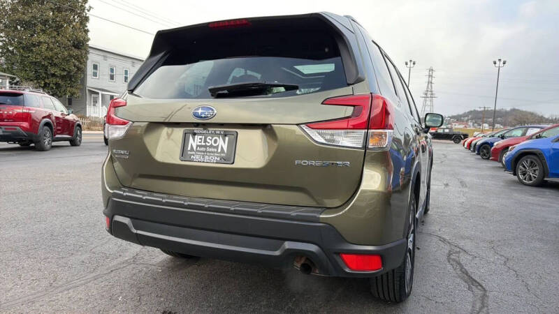 2023 Subaru Forester Premium