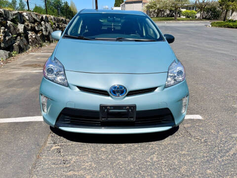 2015 Toyota Prius Two