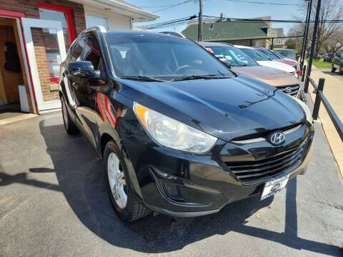 2011 Hyundai Tucson for sale at TEMPLETON MOTORS in Chicago IL