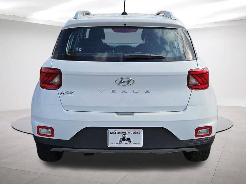 2025 Hyundai Venue SEL