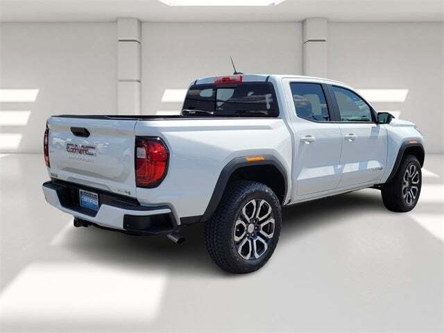 2024 GMC Canyon AT4