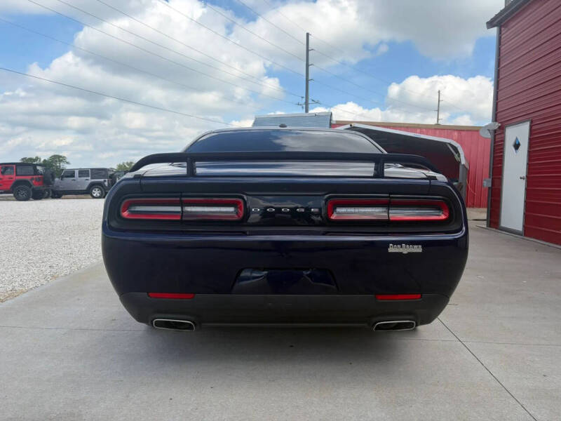2015 Dodge Challenger SXT