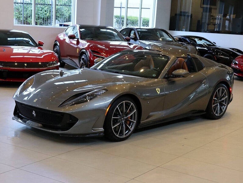 2021 Ferrari 812 GTS