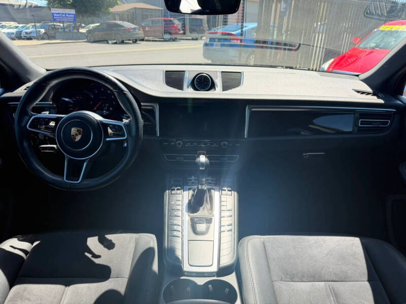 2019 Porsche Macan