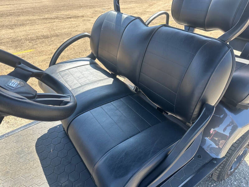 2022 E-Z-GO Liberty
