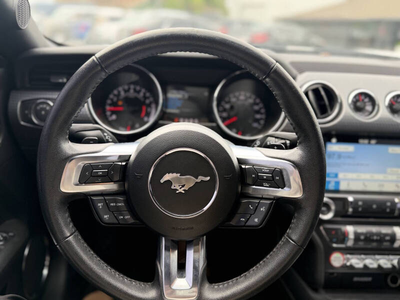 2017 Ford Mustang EcoBoost Premium