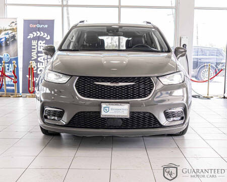 2022 Chrysler Pacifica Touring L