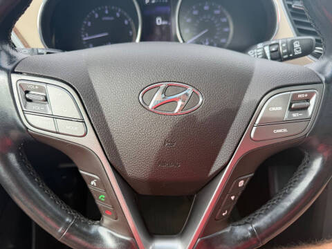 2017 Hyundai Santa Fe Limited Ultimate