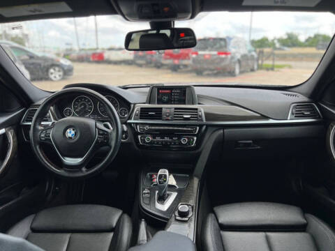 2018 BMW 3 Series 330i