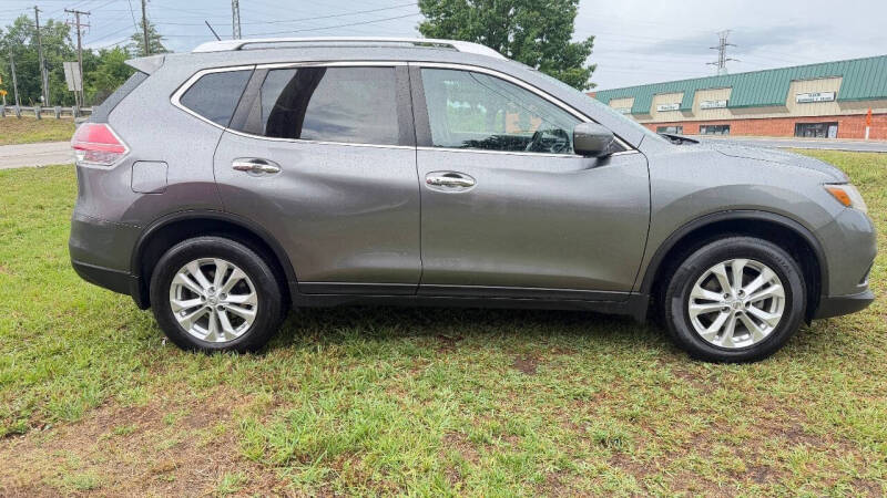 2016 Nissan Rogue SV