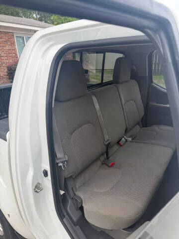 2019 Nissan Frontier SV