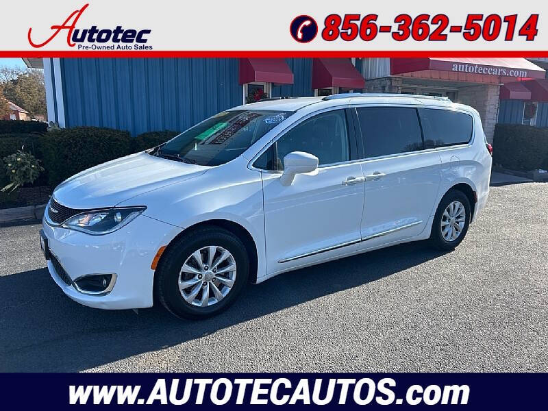 2019 Chrysler Pacifica for sale at Autotec Auto Sales in Vineland NJ