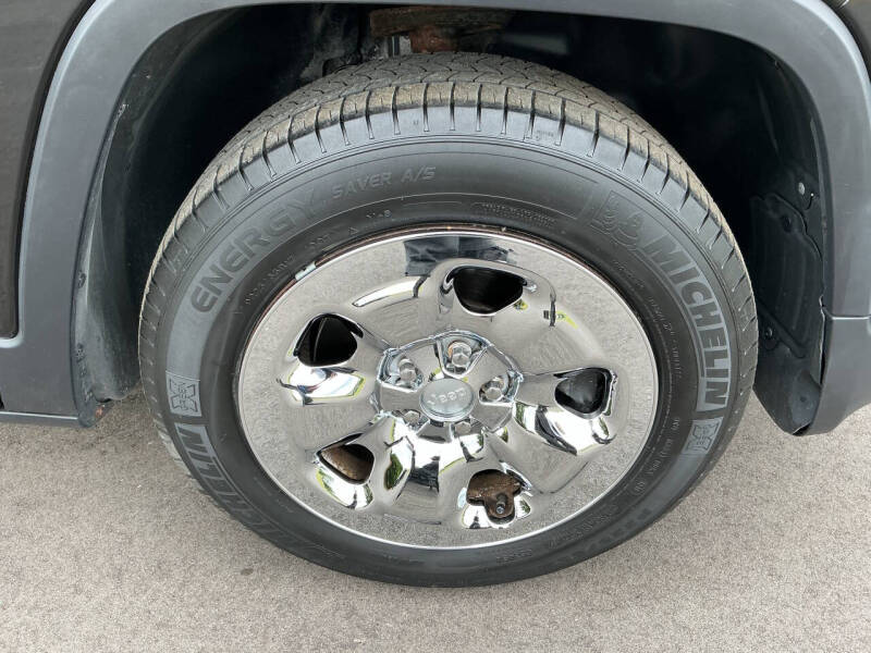 2014 Jeep Cherokee Sport
