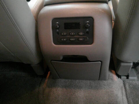 2003 Chevrolet Tahoe LS