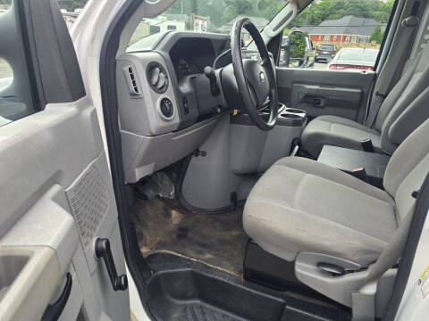 2012 Ford E-Series E-150