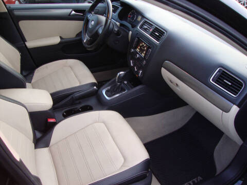 2014 Volkswagen Jetta SEL PZEV