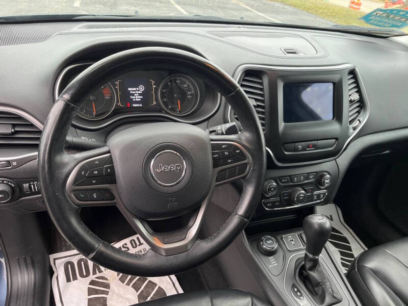 2019 Jeep Cherokee Latitude Plus
