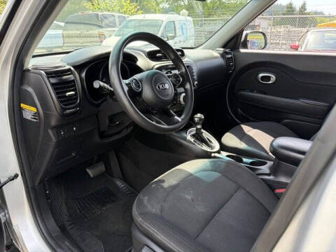 2019 Kia Soul +