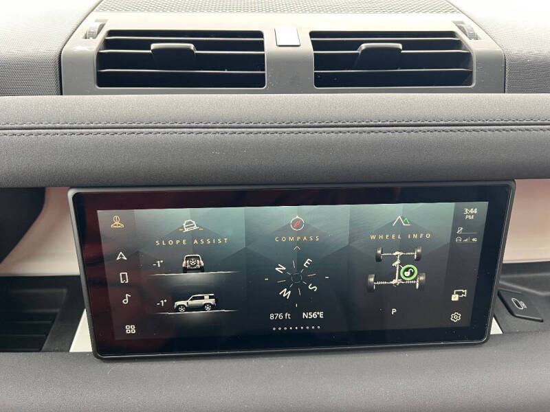 2023 Land Rover Defender 90 S