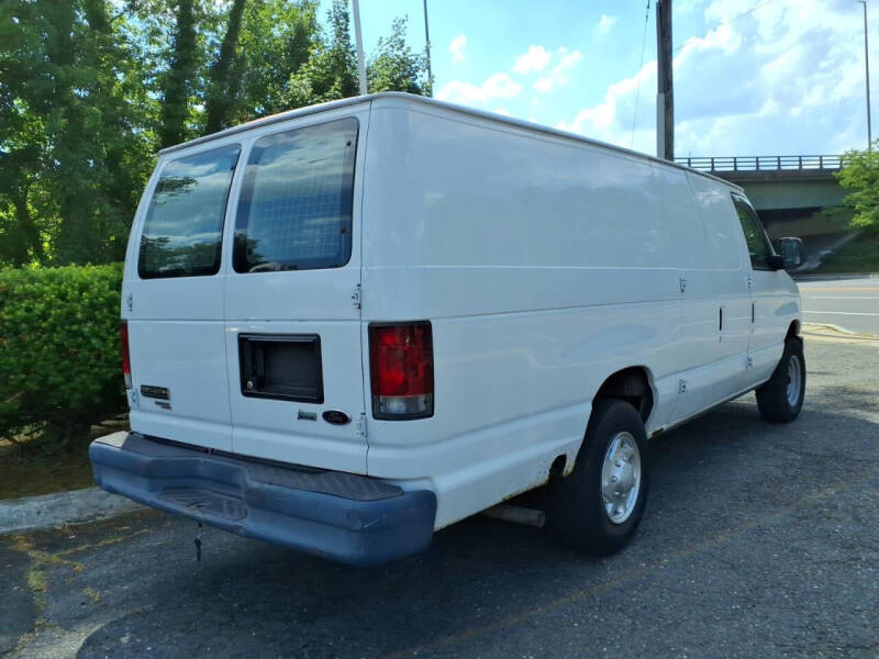 2011 Ford E-Series E-250