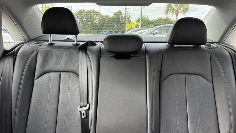 2017 Audi A4 2.0T quattro Prestige