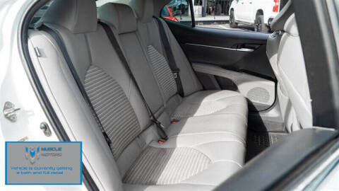 2018 Toyota Camry Hybrid SE