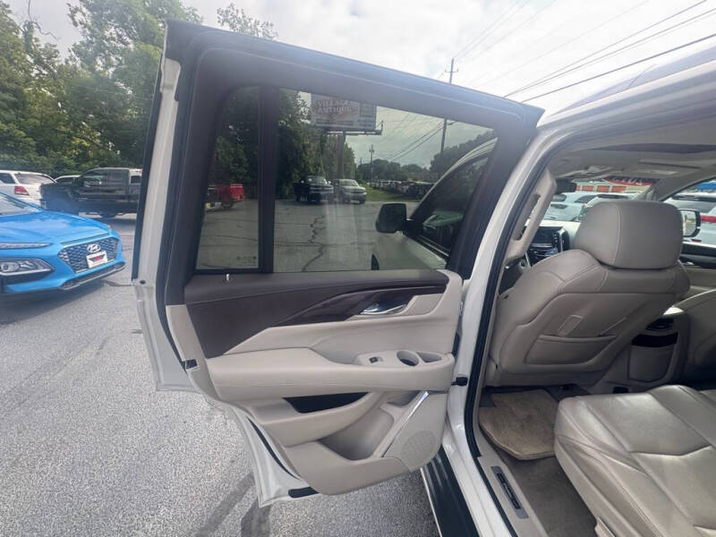 2015 Cadillac Escalade Luxury