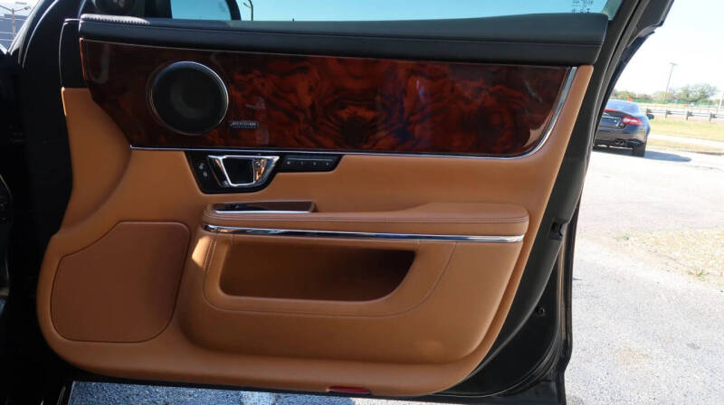 2017 Jaguar XJL Portfolio