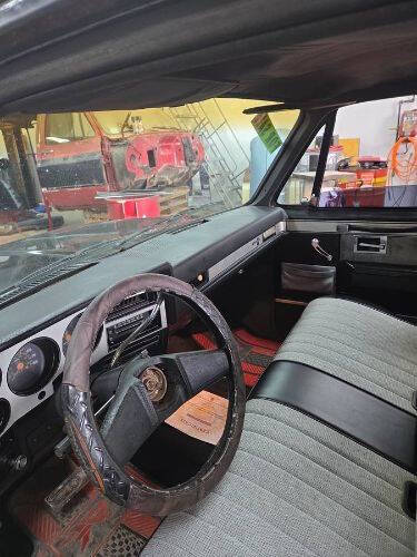 1983 Chevrolet Silverado 1500 SS Classic