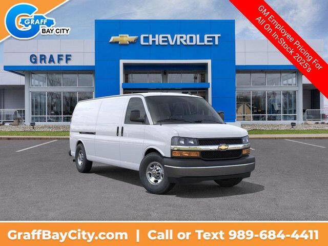 2025 Chevrolet Express 3500