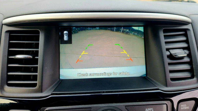 2019 Nissan Pathfinder S