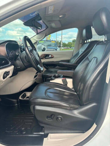 2018 Chrysler Pacifica Touring L Plus