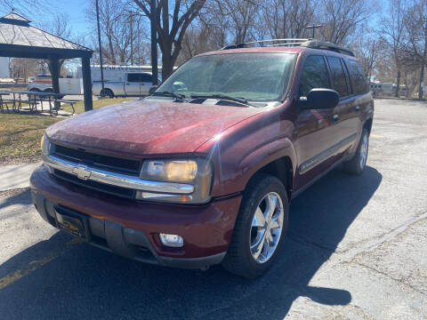 2004 Chevrolet TrailBlazer EXT for sale at BELOW BOOK AUTO SALES in Idaho Falls ID