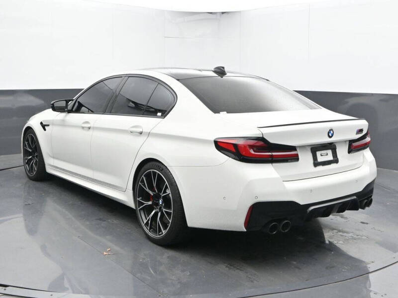 2022 BMW M5