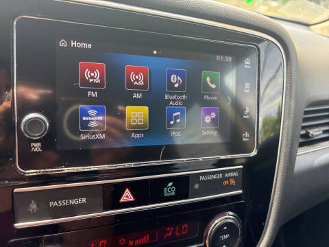 2019 Mitsubishi Outlander SE