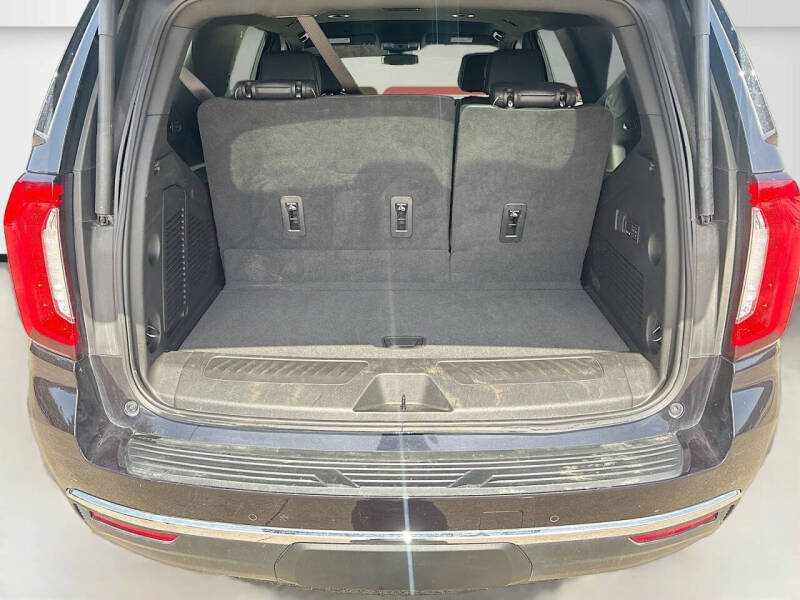 2024 GMC Yukon SLT