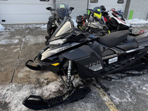 2019 Ski-Doo Backcountry™ 850 E-TEC B