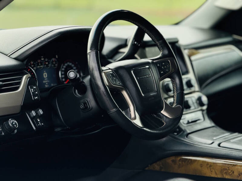 2016 GMC Yukon Denali