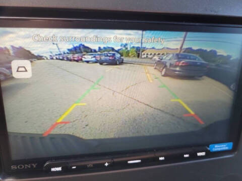 2013 Nissan Titan SV