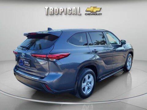 2023 Toyota Highlander LE