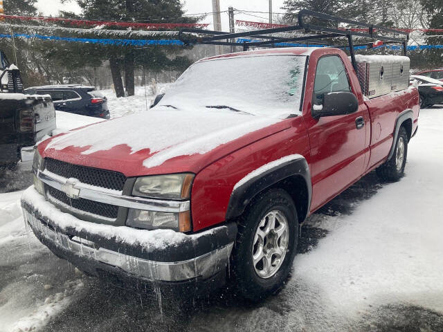 2007 Chevrolet Silverado 1500 Classic for sale at Chuckie Bizzarro's Fleetwing Auto in Erie, PA