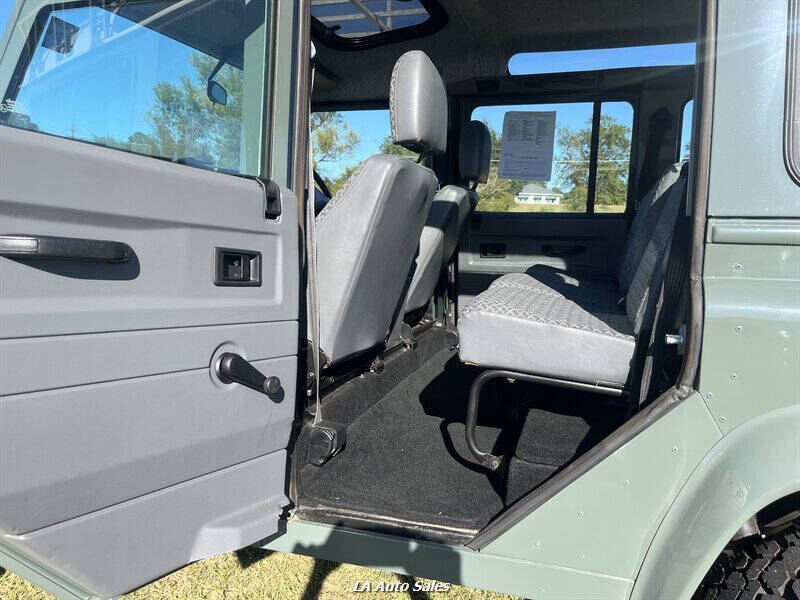 1991 Land Rover Defender