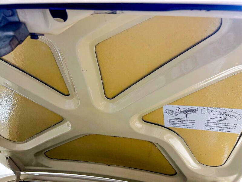 1957 Ford Thunderbird