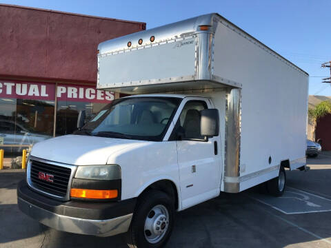 2006 GMC Savana Cutaway for sale at Sanmiguel Motors in South Gate CA