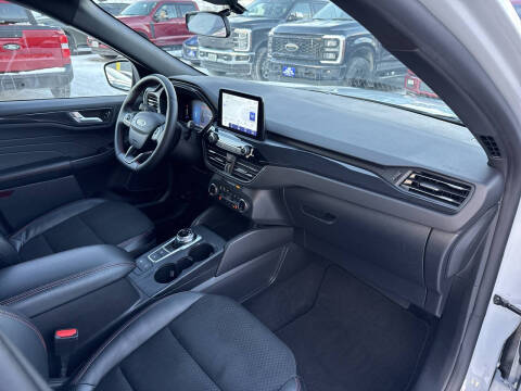 2025 Ford Escape ST-Line Select