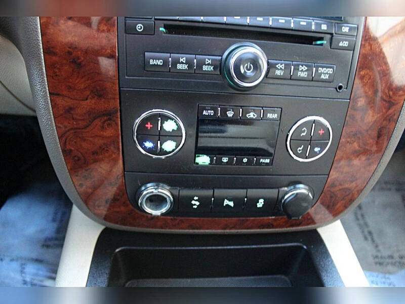 2013 Chevrolet Suburban LT