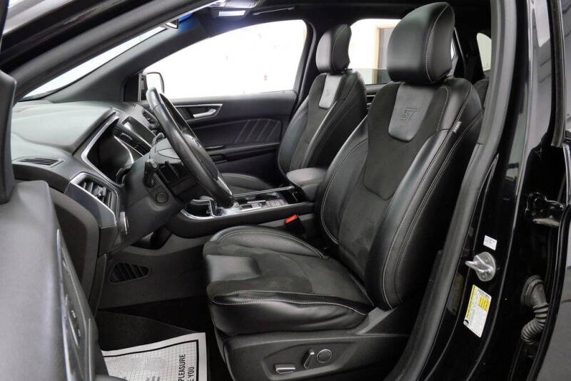 2019 Ford Edge ST